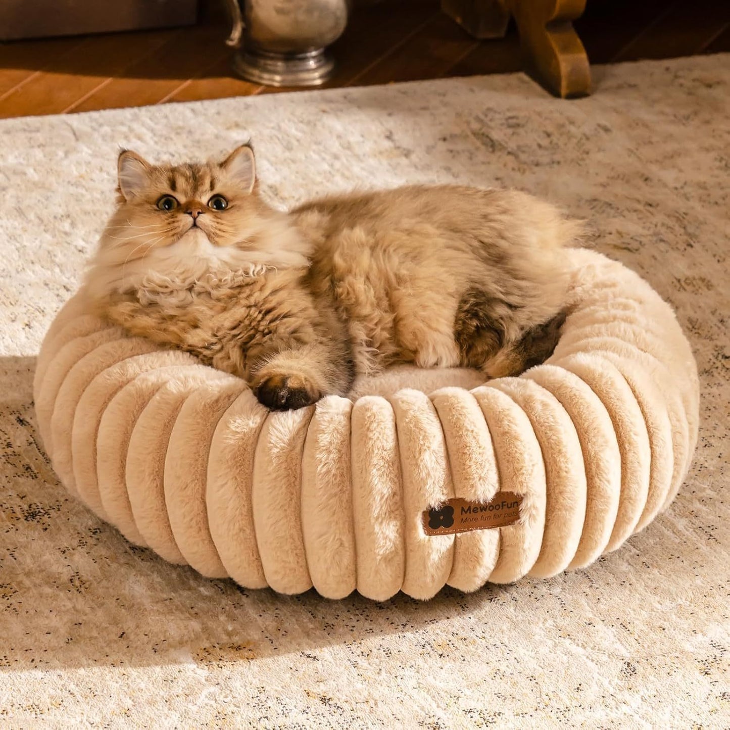 MEWOOFUN Calming Donut Bed